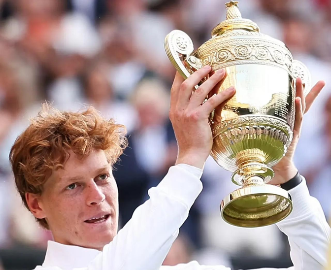 ATP总决赛横扫拉沃尔杯，辛纳高光表现