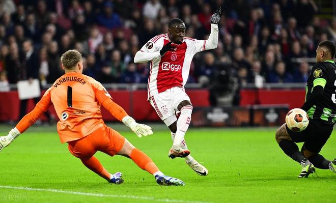 AC米兰鏖战乌克兰，格列兹曼状态火热