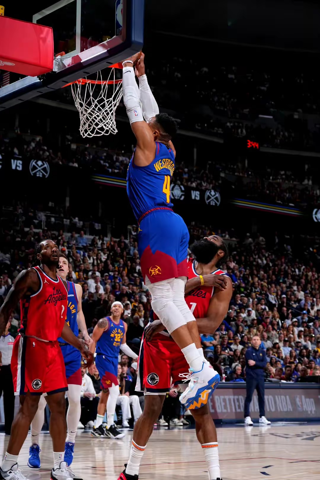 快船绝杀塞尔维亚男篮，汉密尔顿惊艳世界