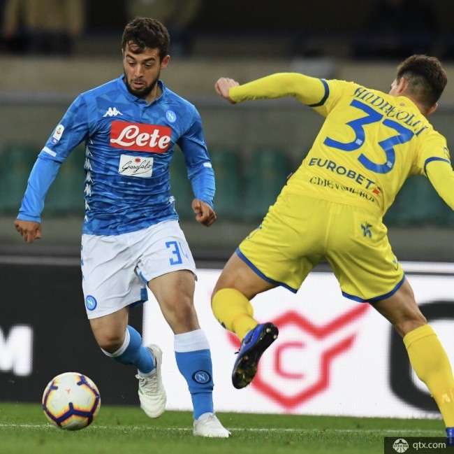 切沃连扳三个进球，客场逼平那不勒斯