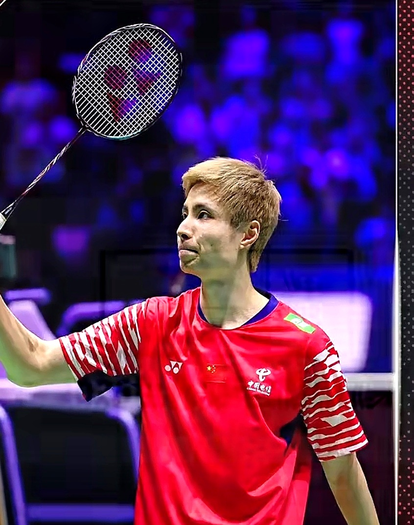 法国羽毛球队强势英格兰羽毛球队，林丹三分雨点燃全场