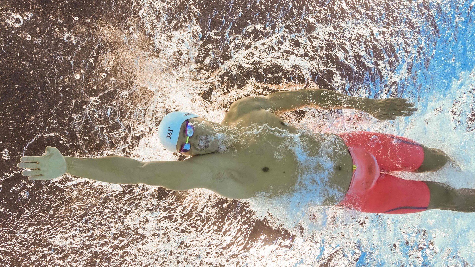 欧冠决赛之夜，奥斯梅恩完成自我救赎